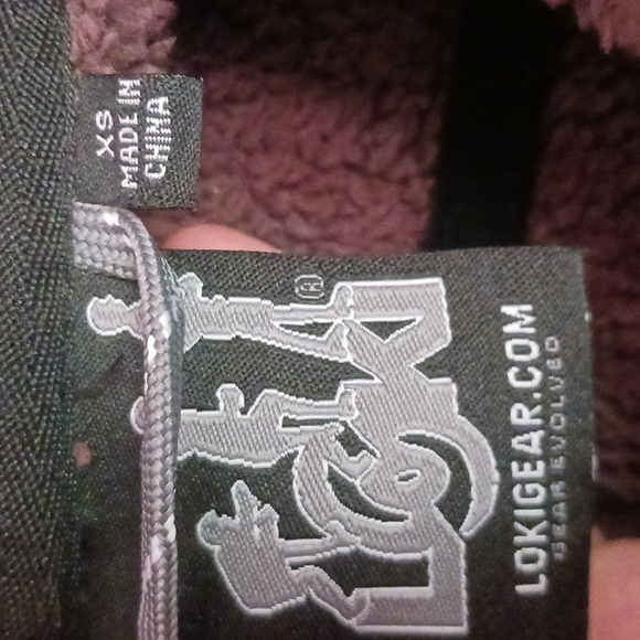 Red Loki Jacket - Picture 6 of 11